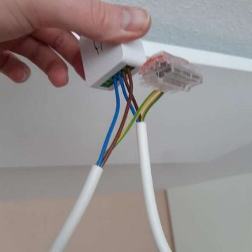 7-wifi-schakelaar-op-paneel-aansluiten