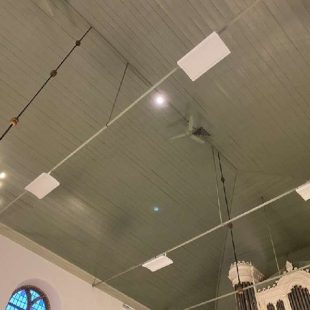 infrarood heater in kerk met heatscreen infrarood heater in kerk met heatscreen