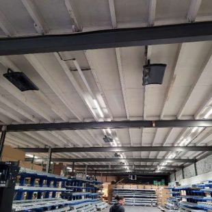 1300 Watt Infrarood heatscreen in magazijn 1300 Watt Infrarood heatscreen in magazijn