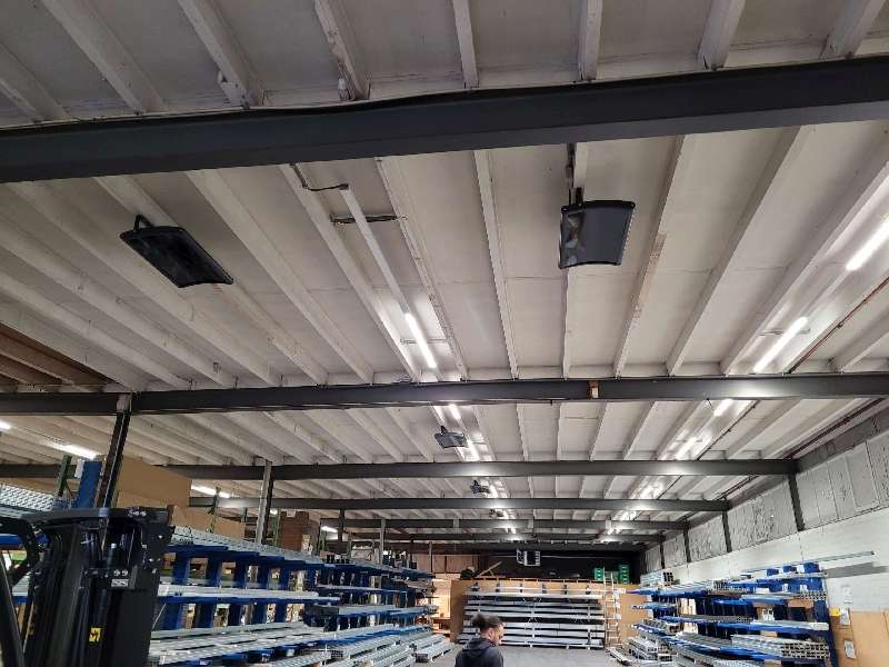 1300 Watt Infrarood heatscreen in magazijn