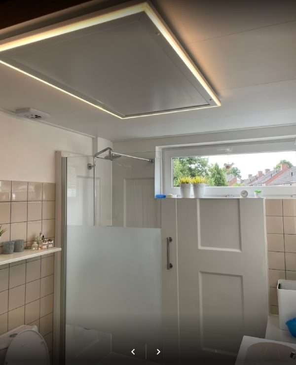 Infraroodpaneel met LED in de badkamer