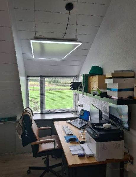 Infrarood plafondverwarming op de werkkamer -2