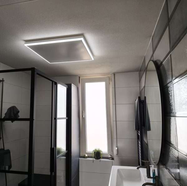 400 Watt infraroodpaneel met verlichting in badkamer